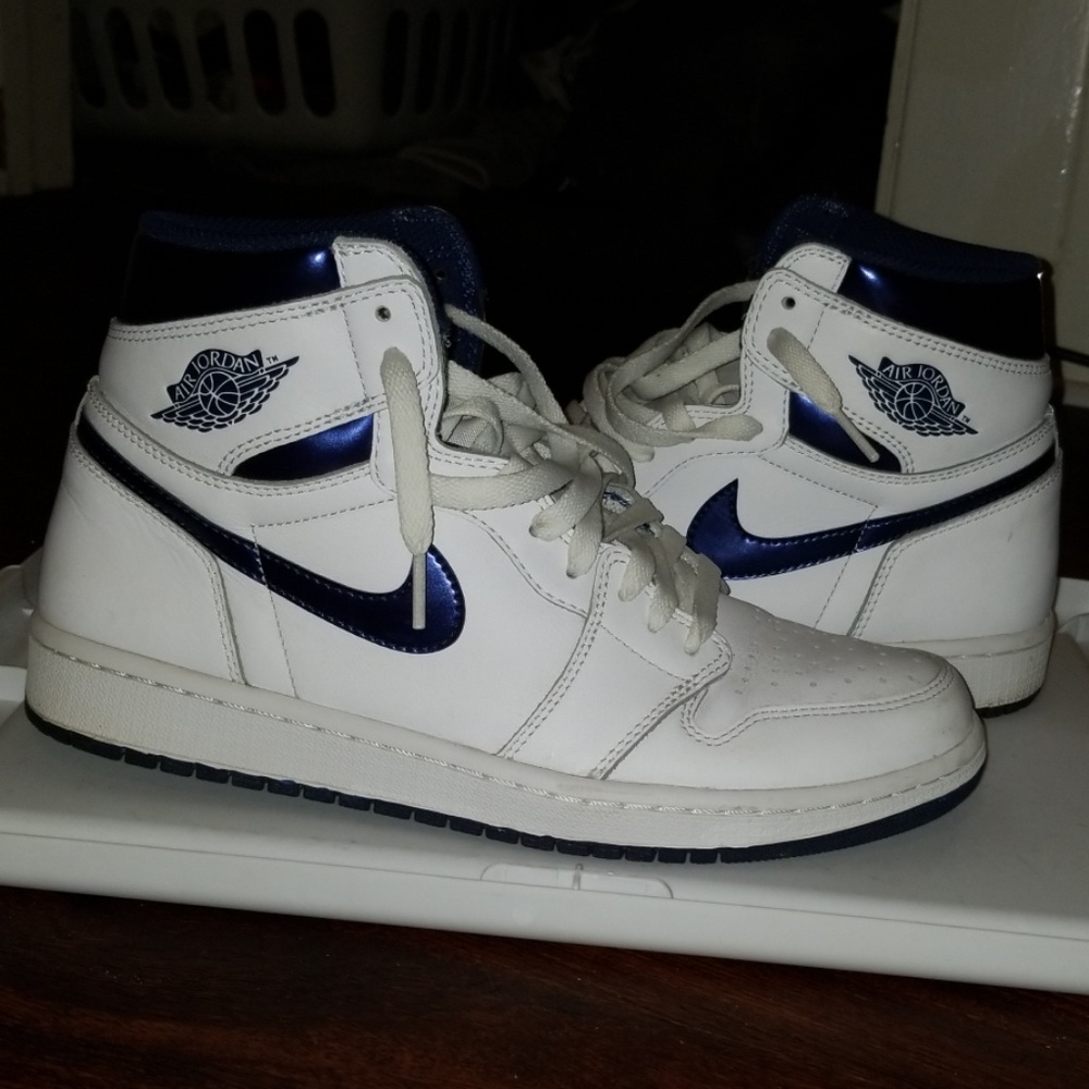 Jordan 1 "Midnight Navy"